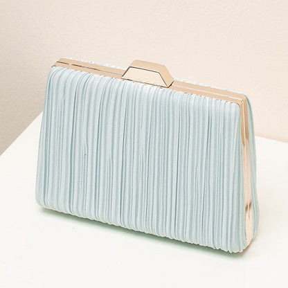 Effortlessly Elegant Bag with a Timeless Design