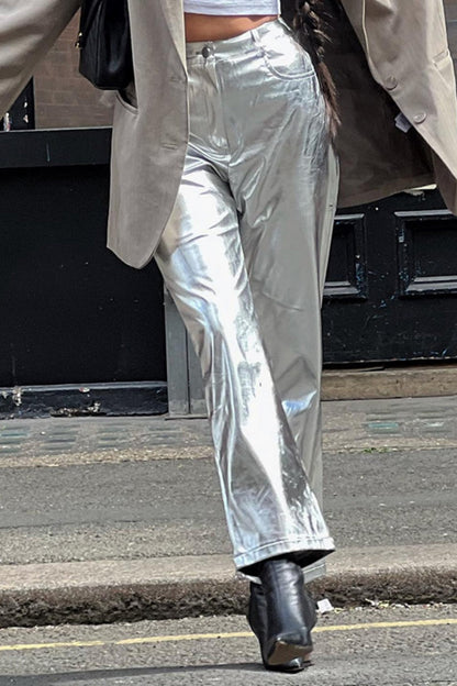 Classic Vintage Trousers with a Flattering Fit