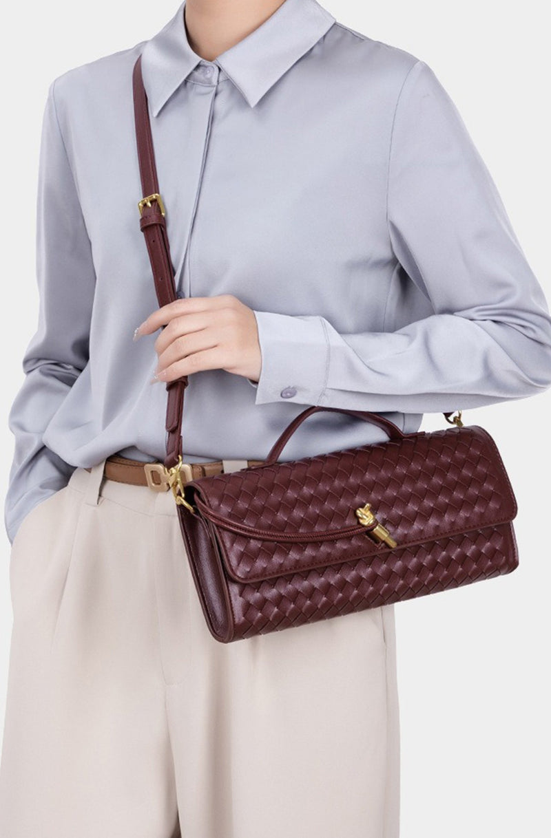Sophisticated Bag with a Clean Classic Look