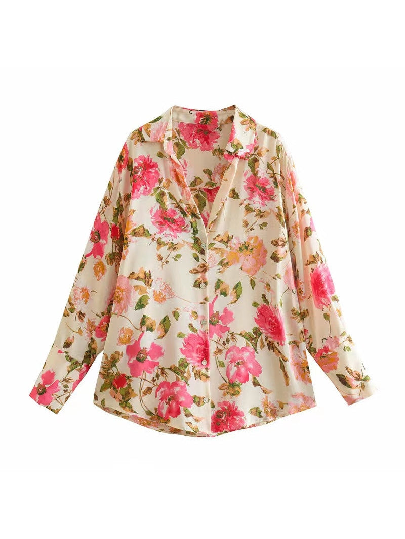 Classic Vintage Shirt with a Flattering Fit