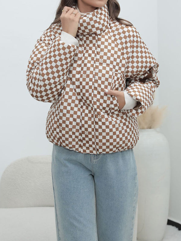Beautifully Finished Coat in a Timeless Design