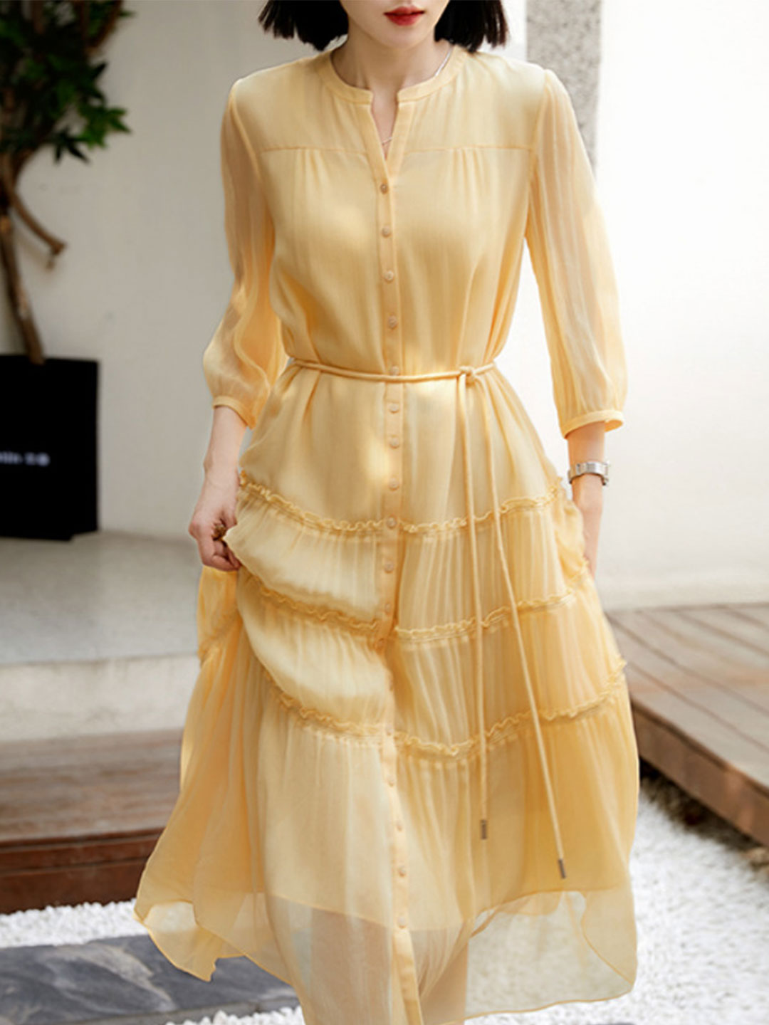 Classic Vintage & Enduringly Stylish Dress