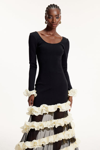 Beautifully Crafted Dress in a Classic Style