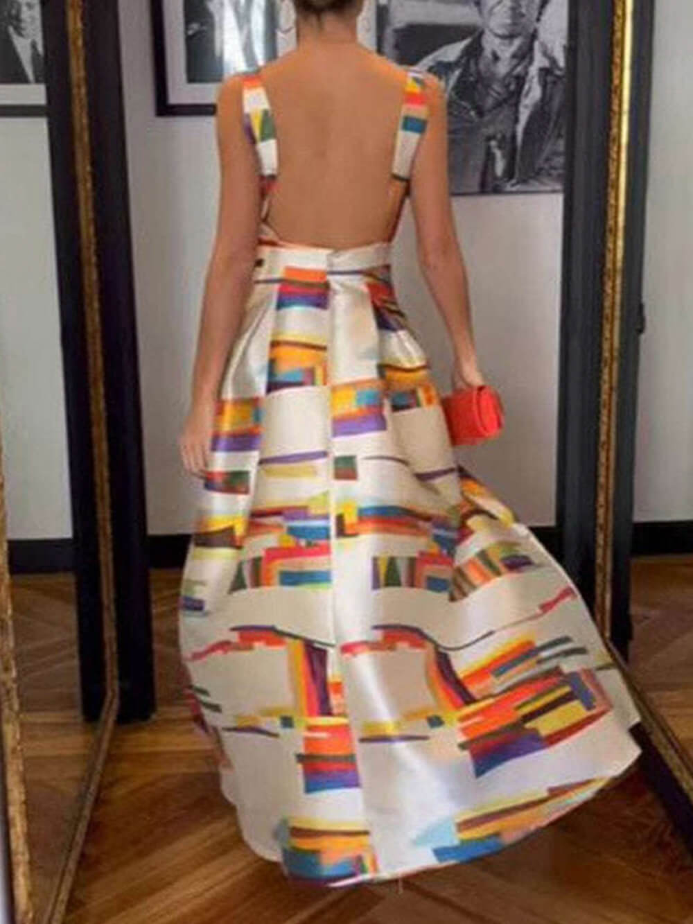 Gracefully Styled Dress for Any Occasion