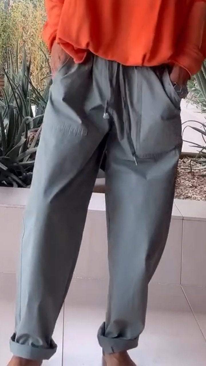 Well Tailored Trousers with a Graceful Silhouette