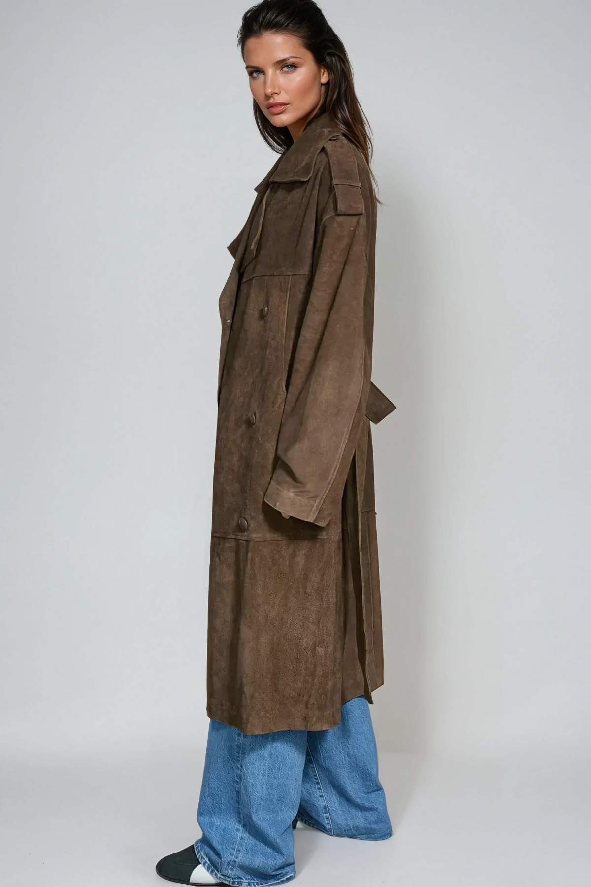 Gracefully Styled Coat for Any Occasion