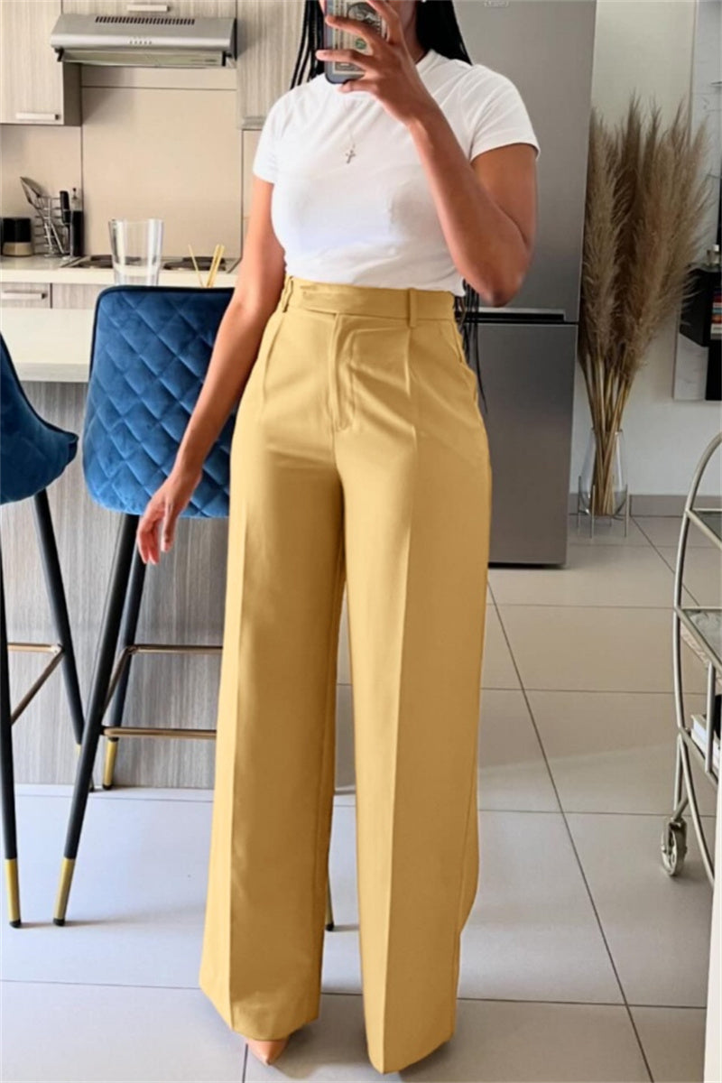 Effortlessly Elegant Trousers with a Timeless Design