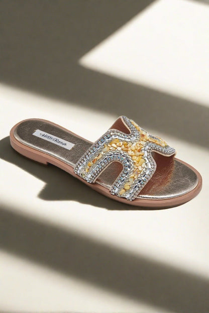 Polished Sandals with an Effortless Classic Look