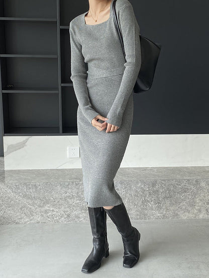 Classic Vintage Sweater with a Flattering Fit