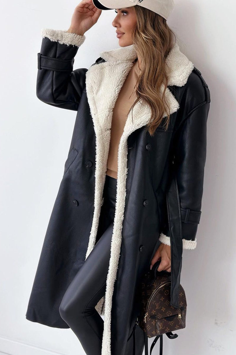 Gracefully Styled Coat for Any Occasion