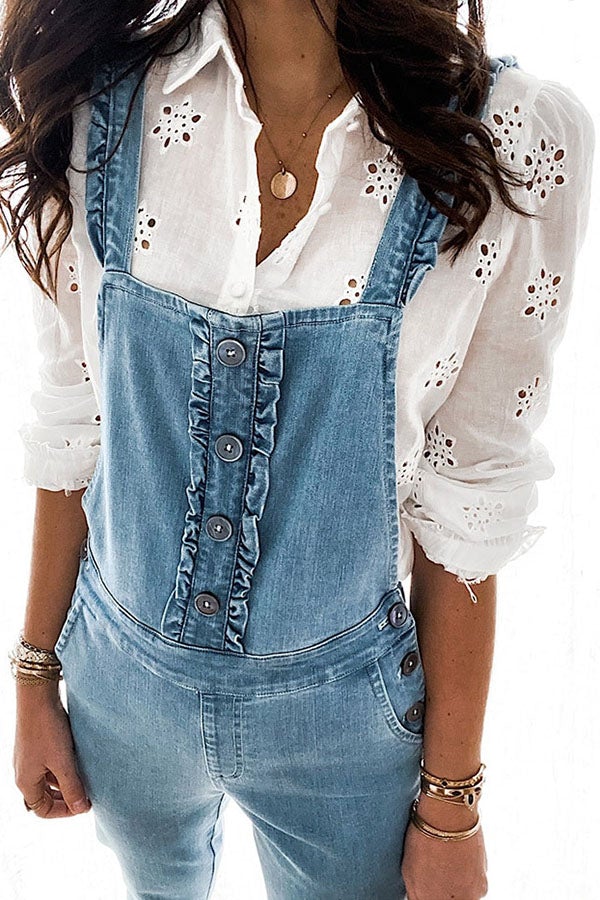 Gracefully Styled Garment for Any Occasion