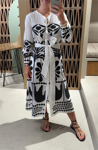 Polished Dress with an Effortless Classic Look