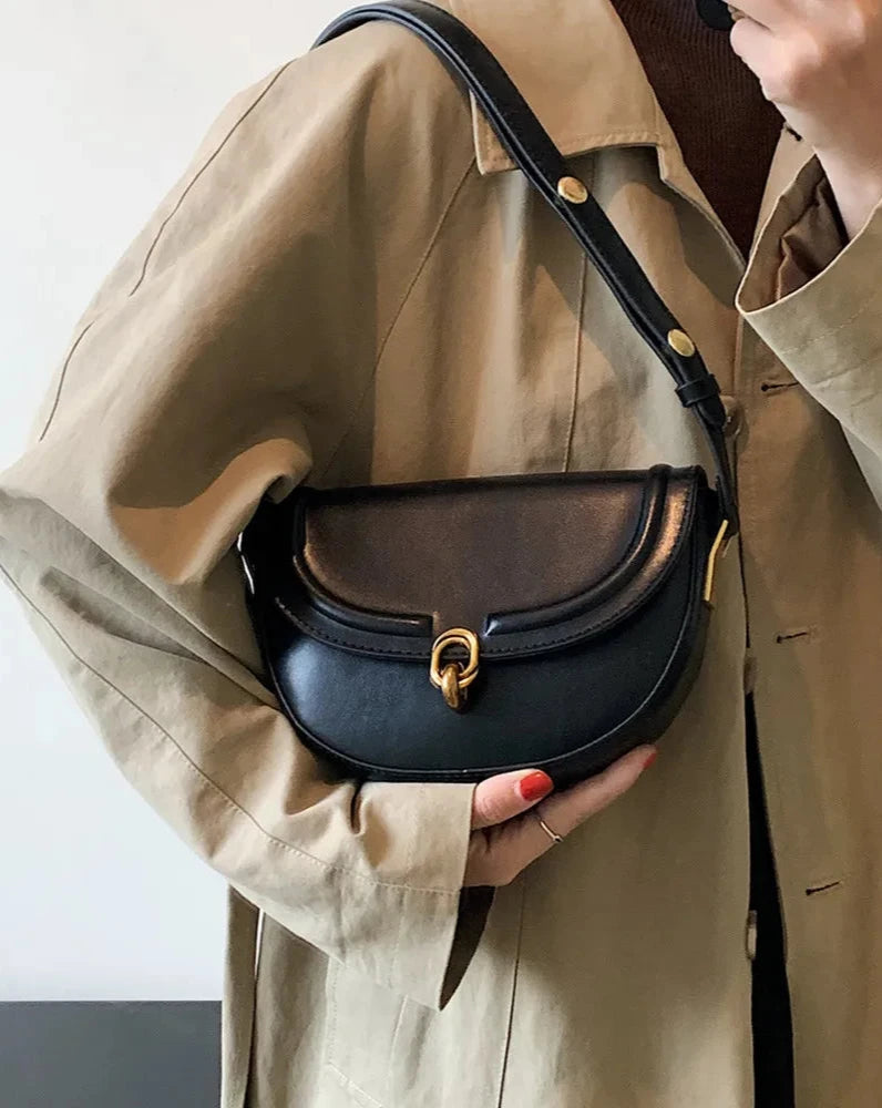 Beautifully Crafted Bag in a Classic Style