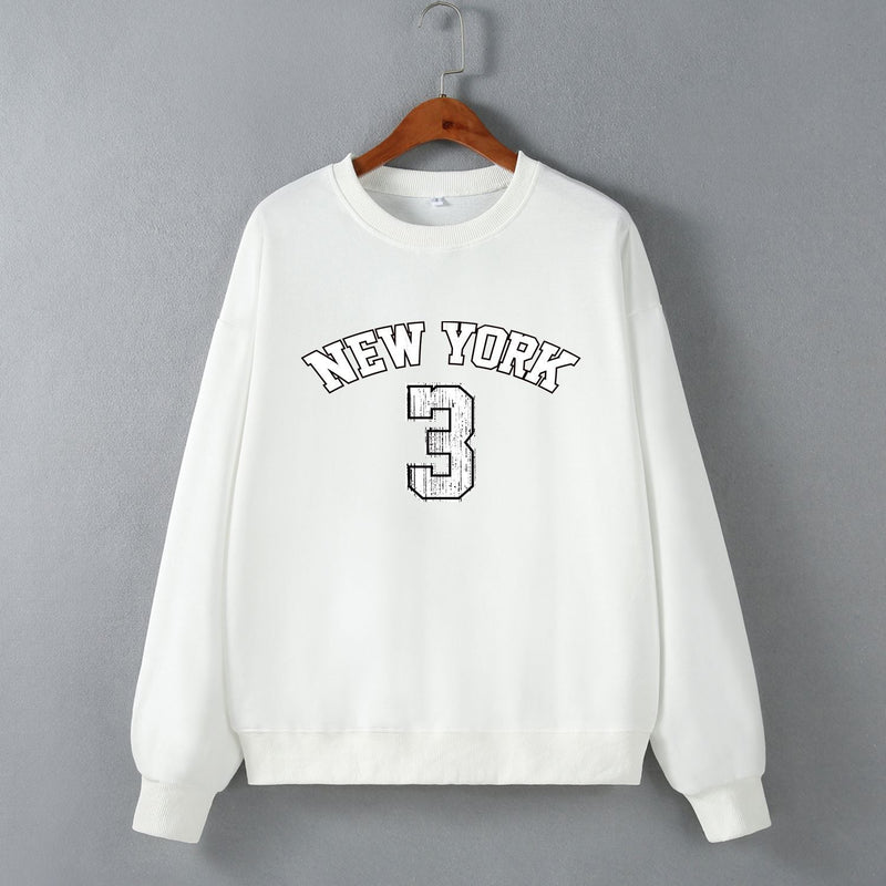 Well Tailored Sweater with a Graceful Silhouette