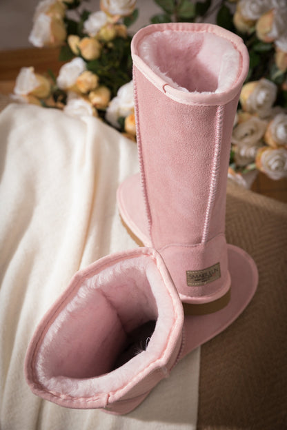Well Tailored Boots with a Graceful Silhouette