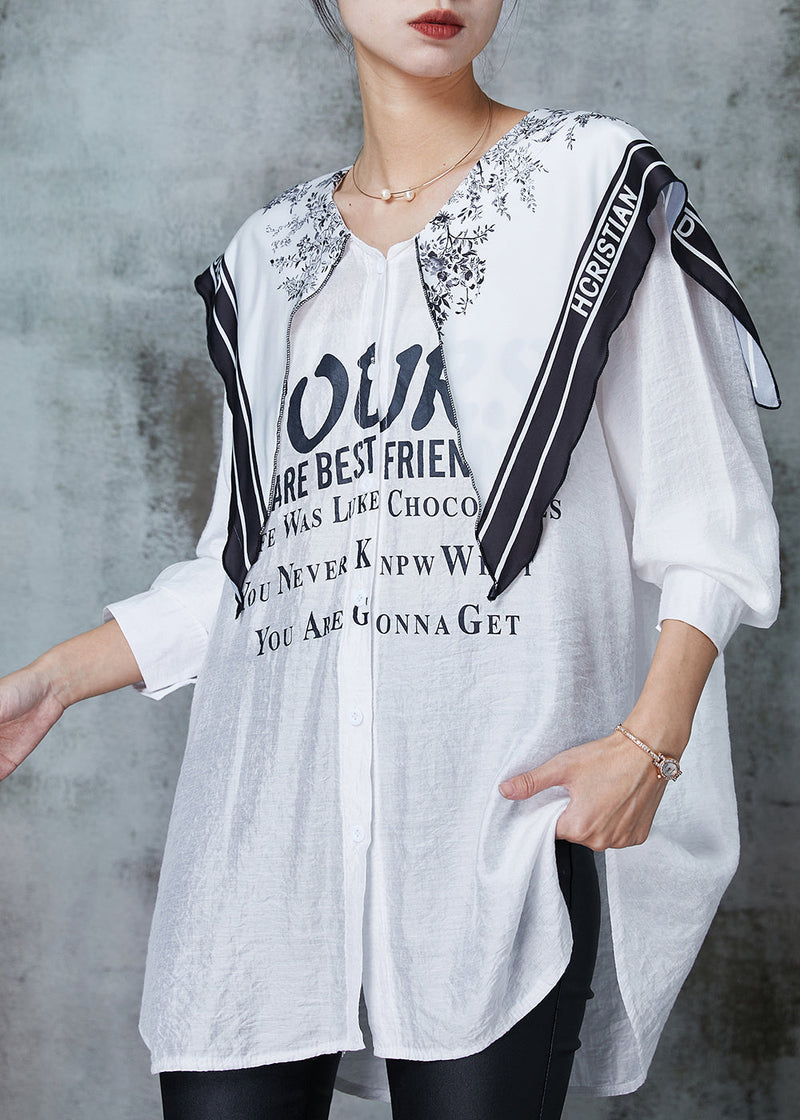 Sophisticated Blouse with a Clean Classic Look