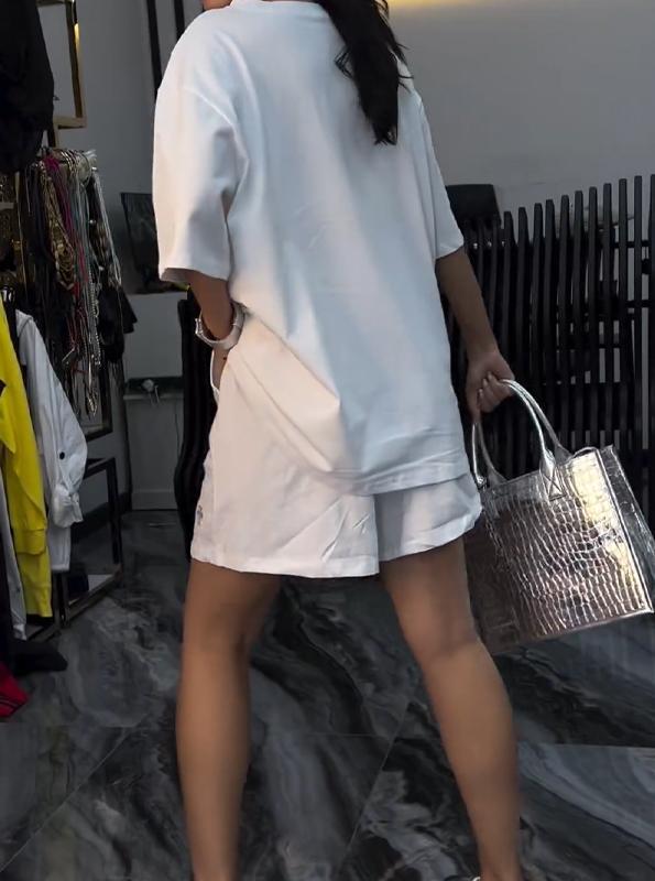 Elegantly Styled Pants for Everyday Wear