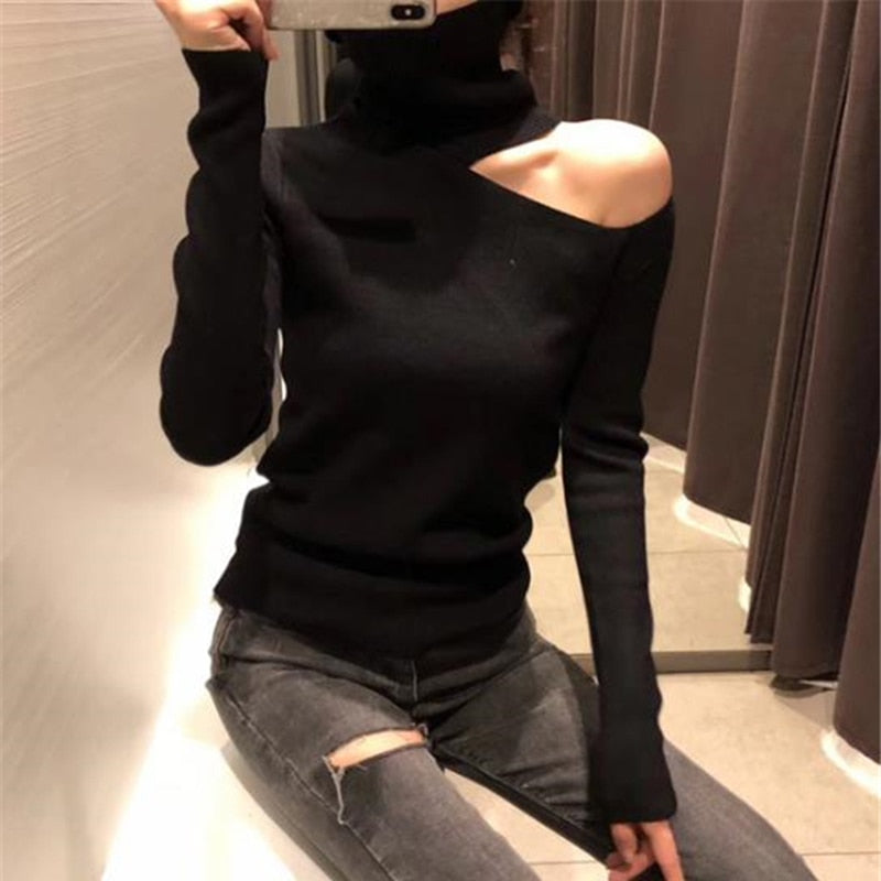 Beautifully Finished Sweater in a Timeless Design