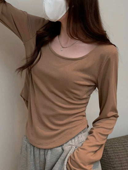 A Vintage Style T-Shirt with Delicate Timeless Details