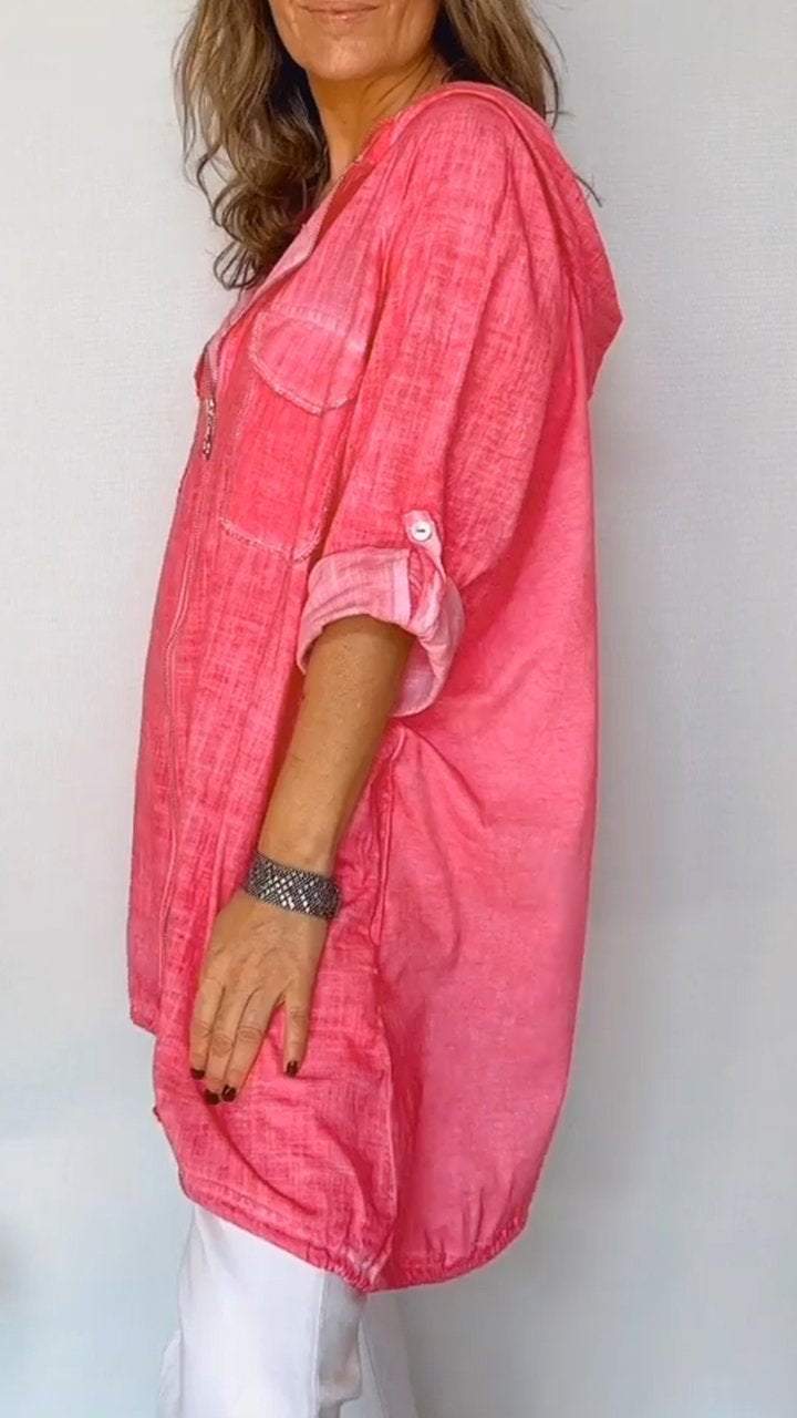 Effortlessly Elegant Top with a Timeless Design