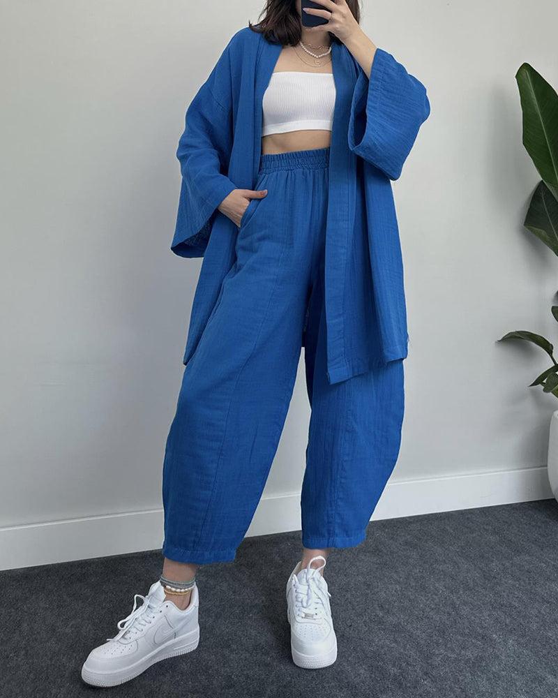 Effortlessly Elegant Garment with a Timeless Design