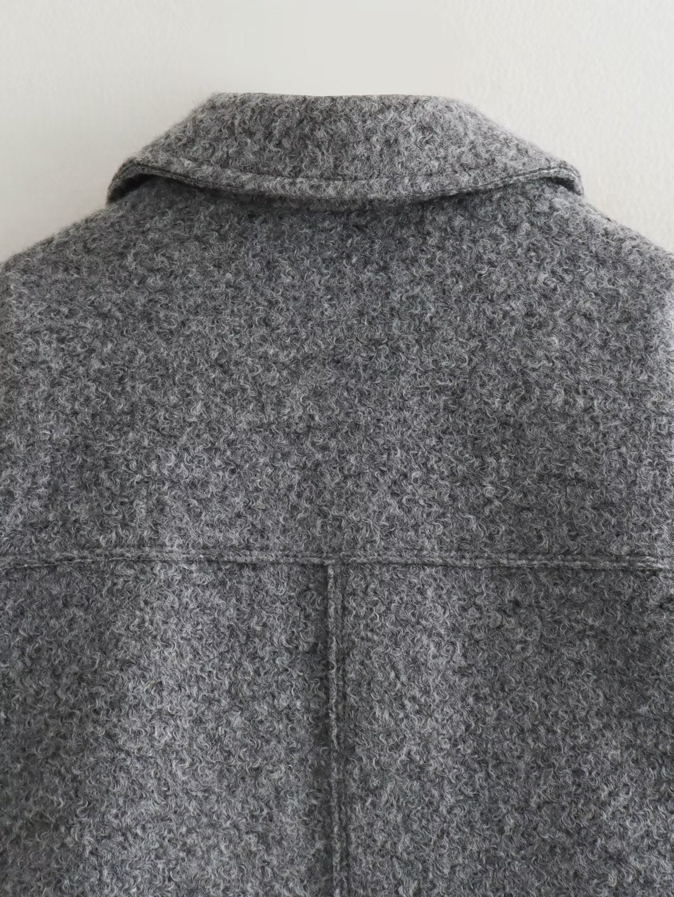 Beautifully Finished Jacket in a Timeless Design
