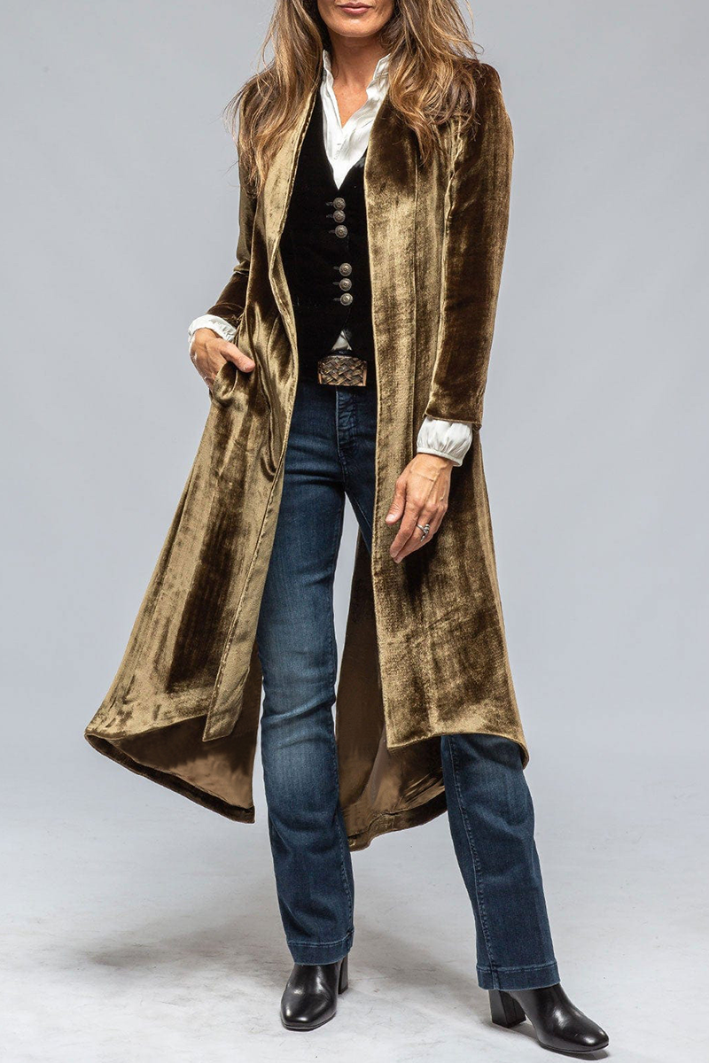 Beautifully Crafted Garment in a Classic Style