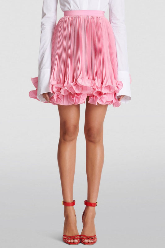 Well Tailored Garment with a Graceful Silhouette