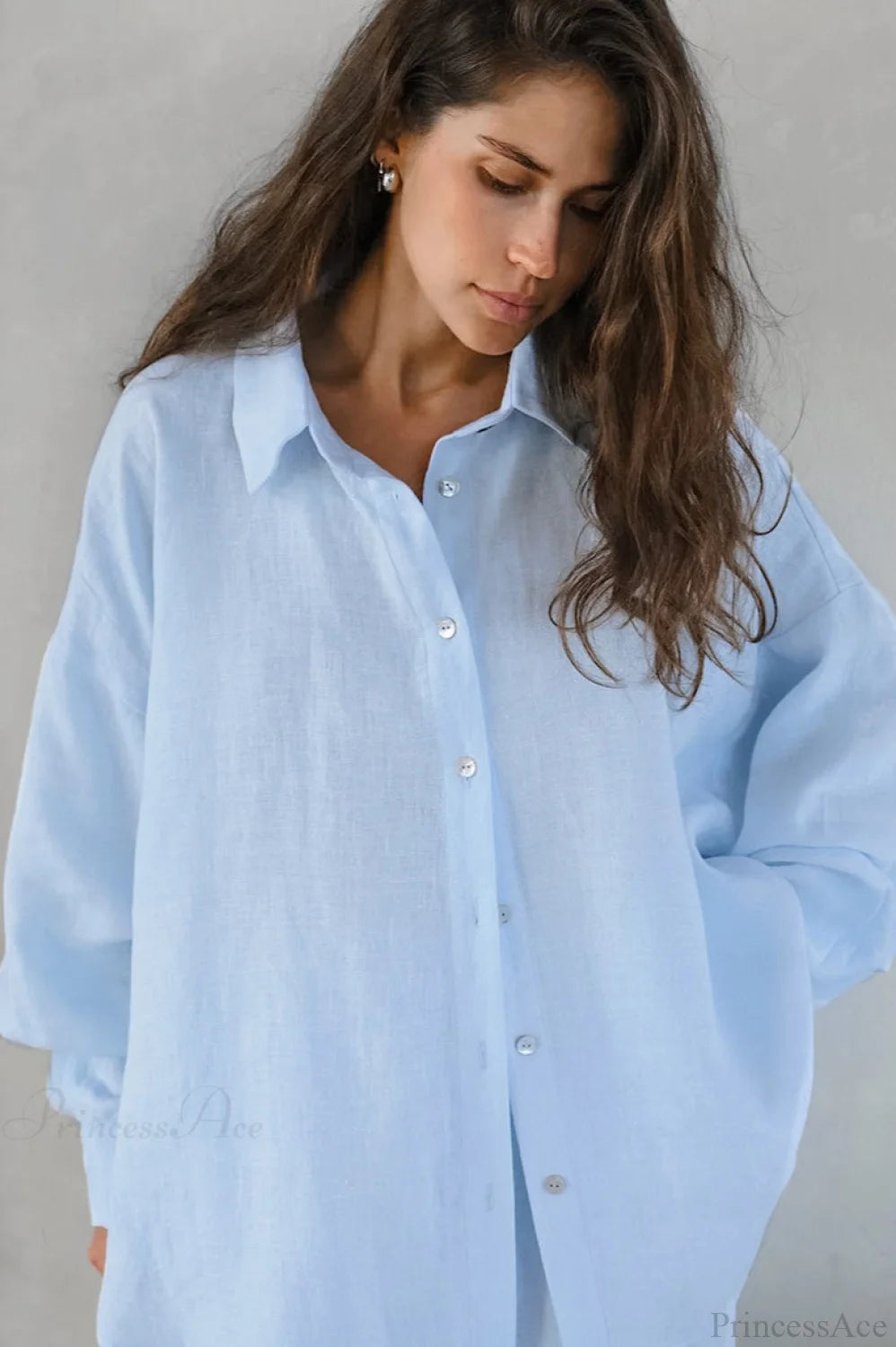 Sophisticated Garment with a Clean Classic Look