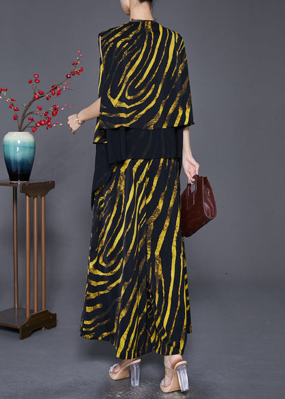 Sophisticated Pants with a Clean Classic Look