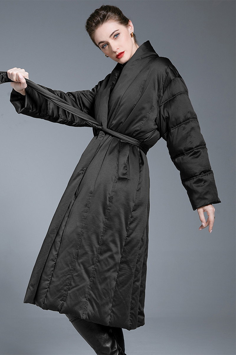 Beautifully Crafted Cardigan in a Classic Style