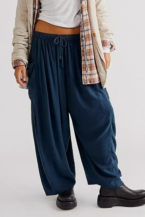 Well Tailored Trousers with a Graceful Silhouette