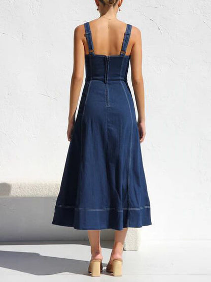 Sophisticated Dress with a Clean Classic Look