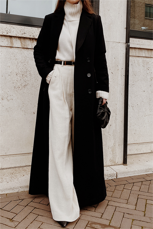 Classic Vintage & Enduringly Stylish Coat