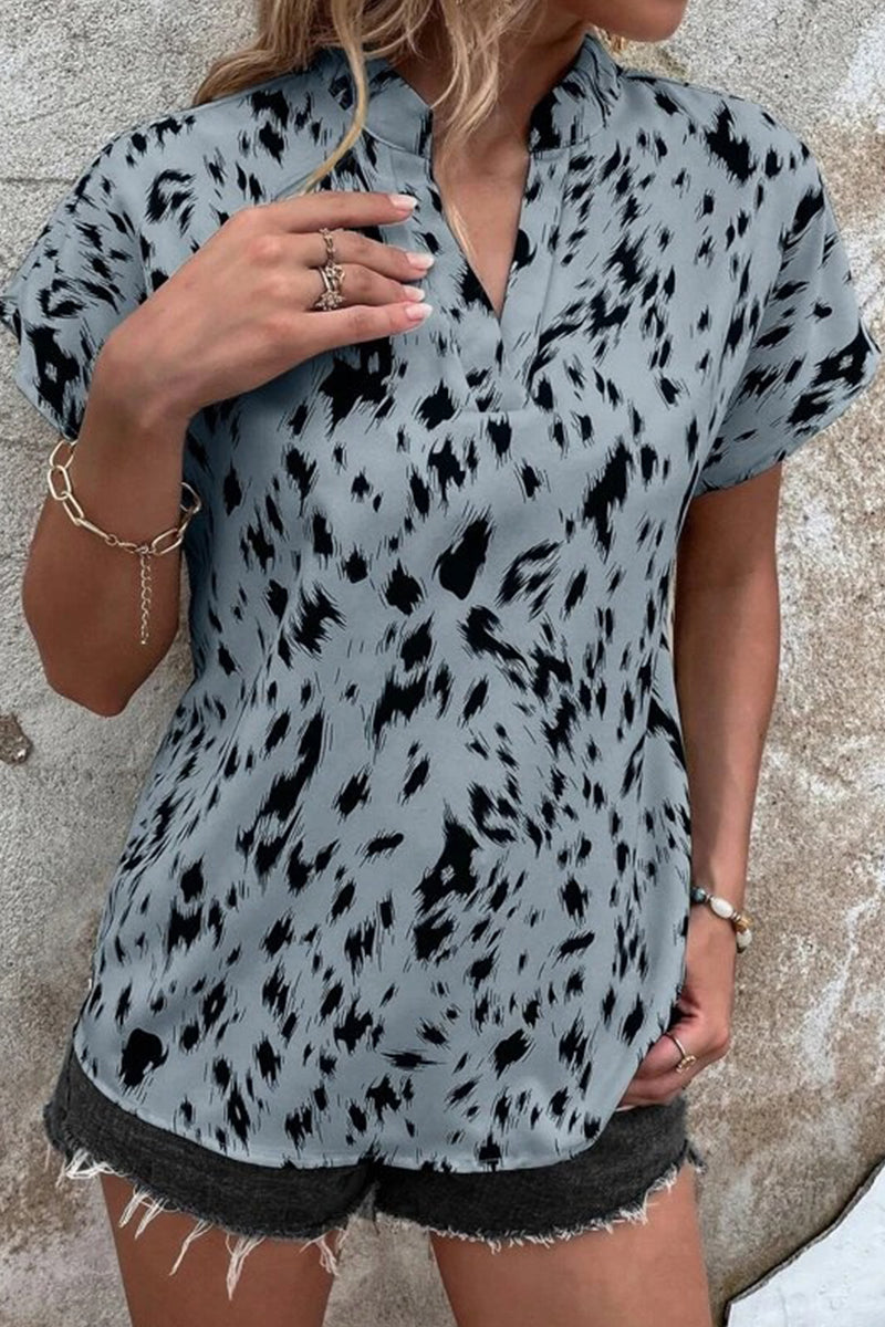 Classic Vintage & Enduringly Stylish Top