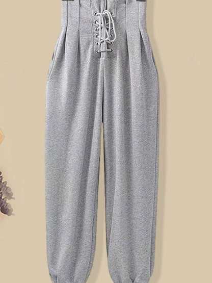 Classic Vintage Pants with a Flattering Fit