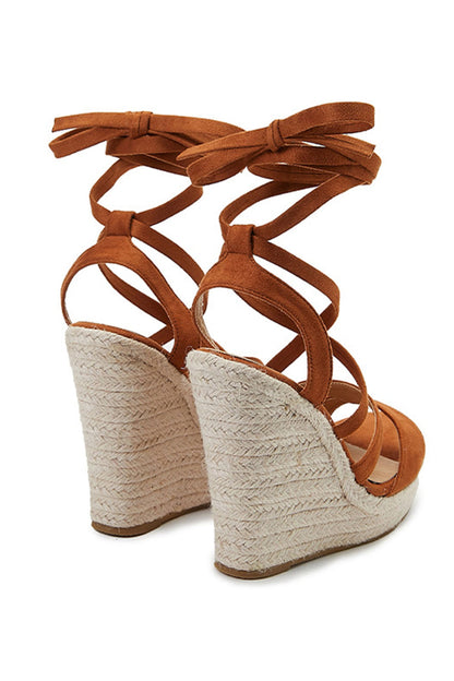 Elegantly Styled Sandals for Everyday Wear