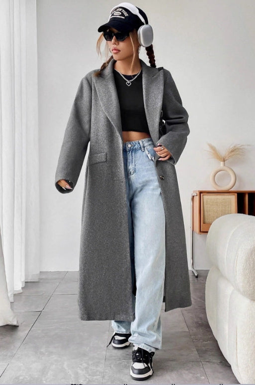 Beautifully Finished Coat in a Timeless Design