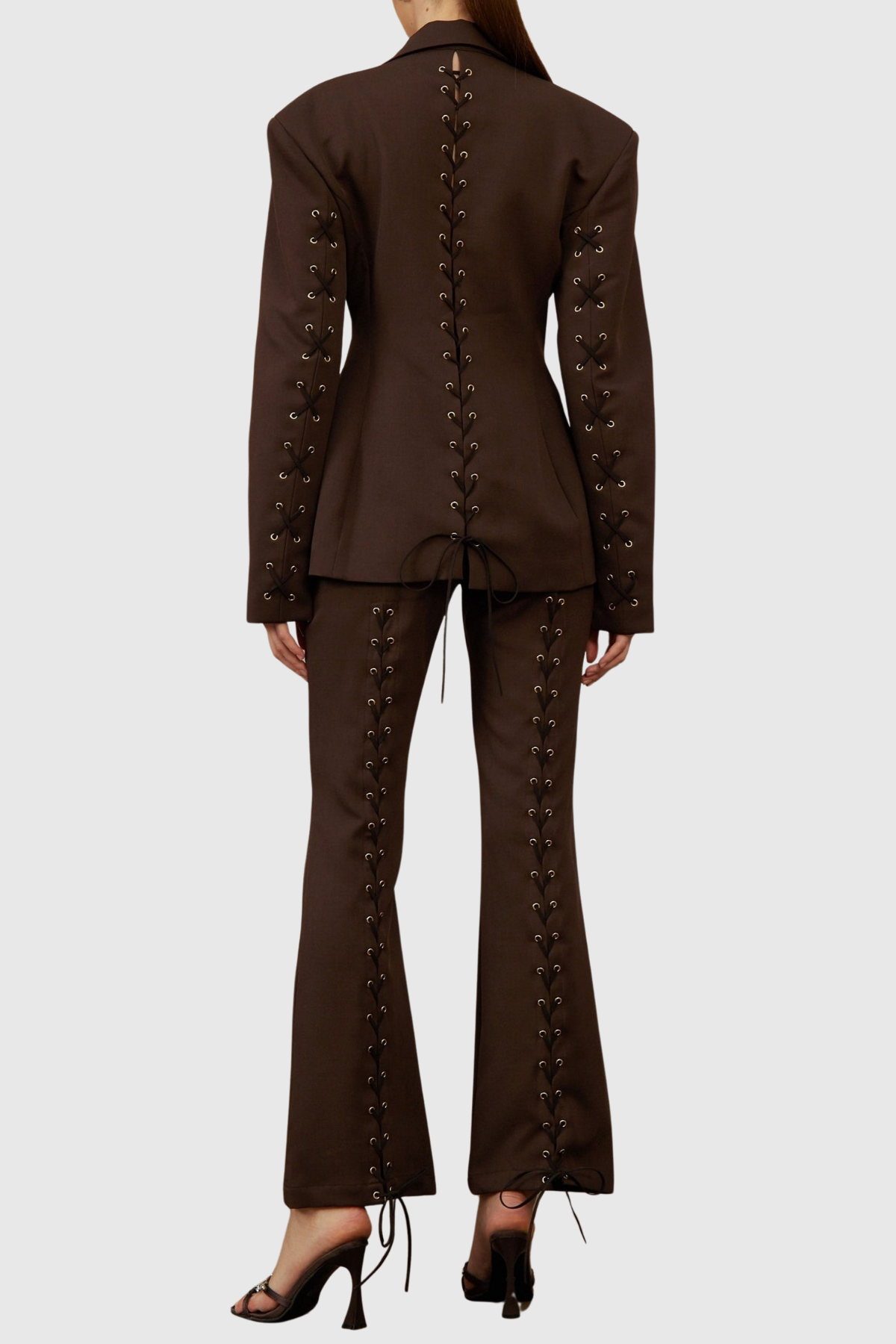 Beautifully Finished Trousers in a Timeless Design