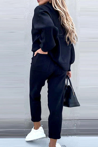 Effortlessly Elegant Garment with a Timeless Design