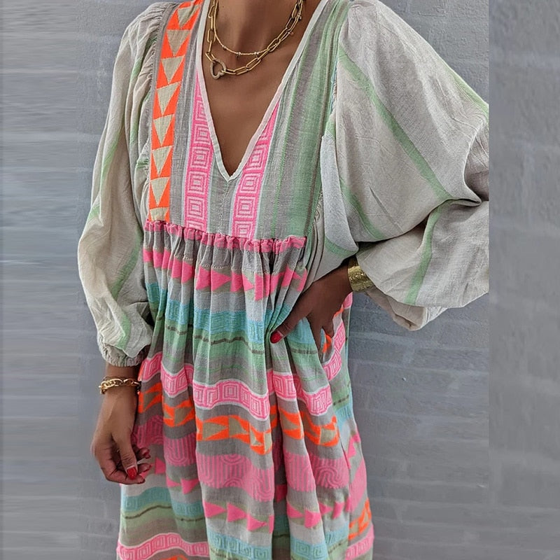 Classic Vintage & Enduringly Stylish Dress