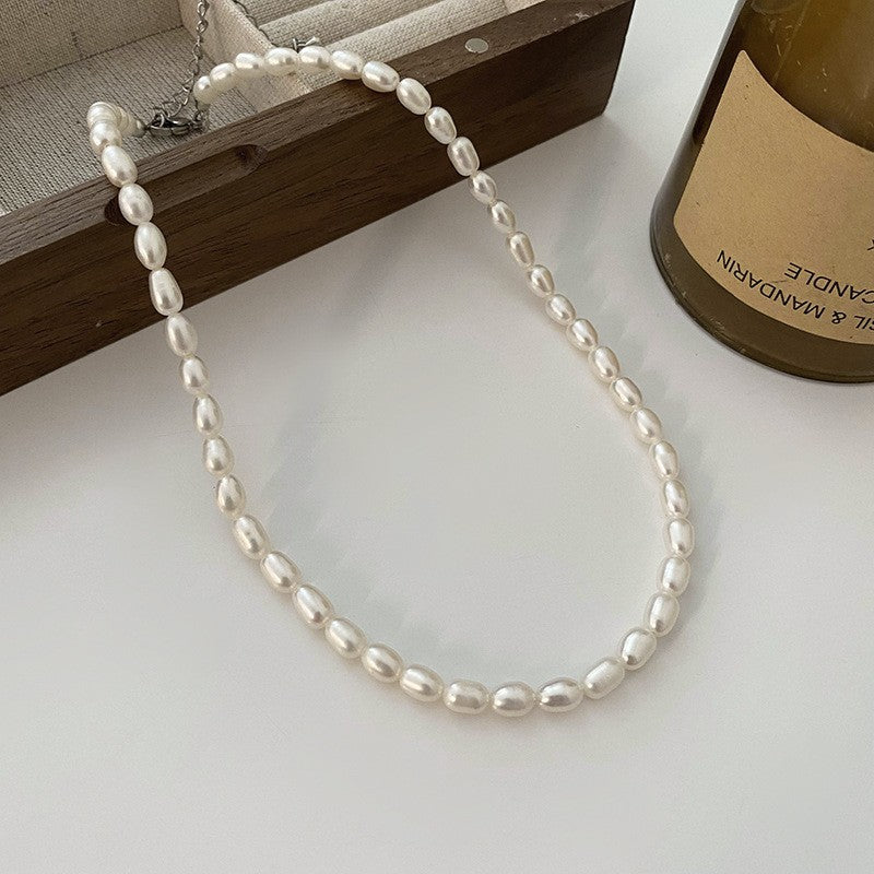 Sophisticated Garment with a Clean Classic Look
