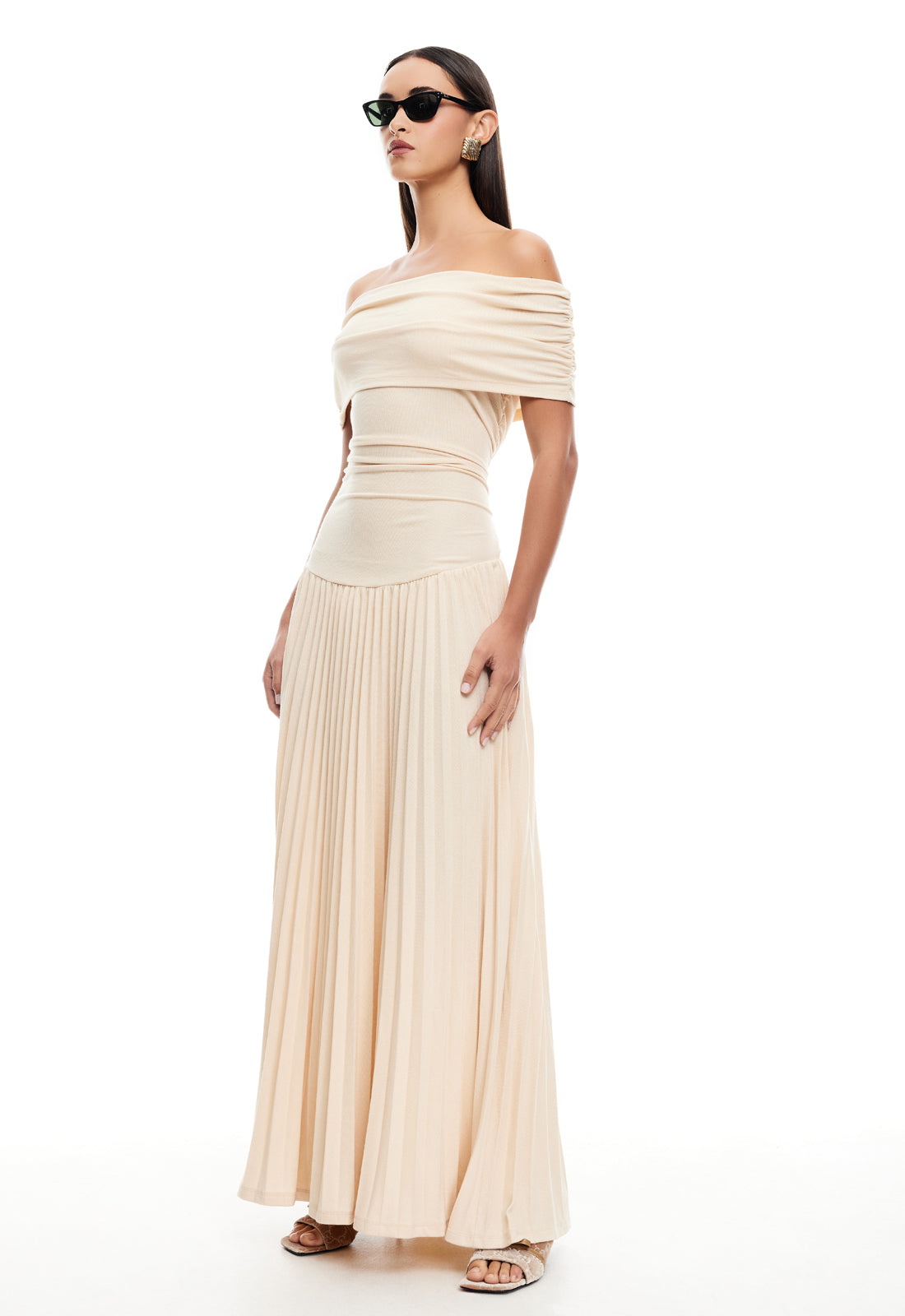 Polished Dress with an Effortless Classic Look