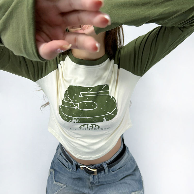 Classic Vintage Shirt with a Flattering Fit
