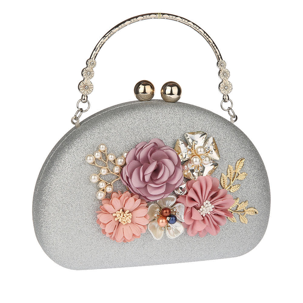 Polished Bag with an Effortless Classic Look