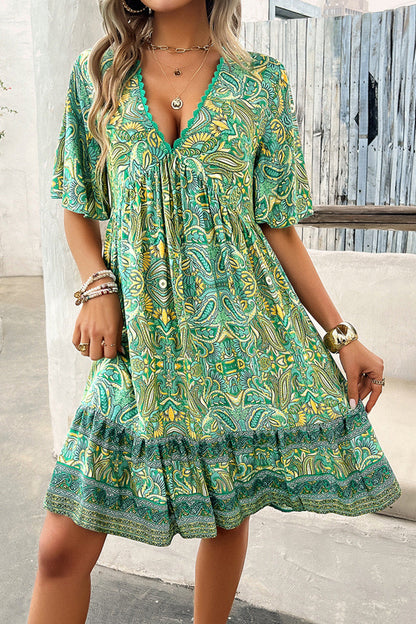Classic Vintage & Enduringly Stylish Dress