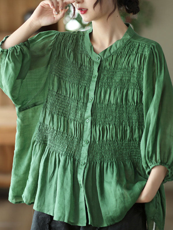 Classic Vintage Blouse with a Flattering Fit