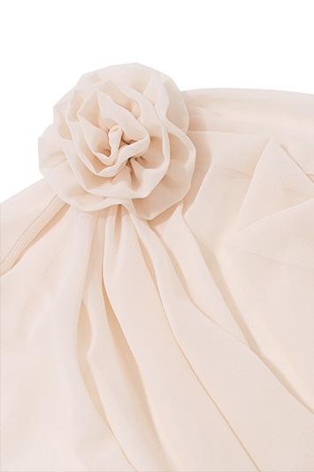 A Vintage Style Top with Delicate Timeless Details
