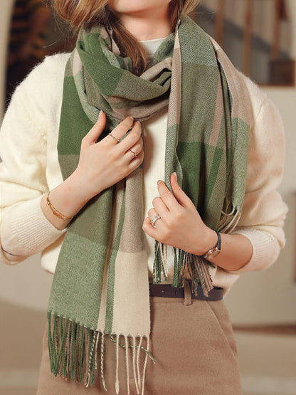 Gracefully Styled Garment for Any Occasion