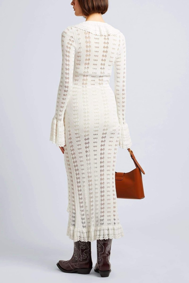 Gracefully Styled Dress for Any Occasion